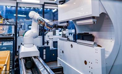 磐云科技 非標(biāo)自動化設(shè)計(jì)與機(jī)器人研發(fā)的創(chuàng)新融合